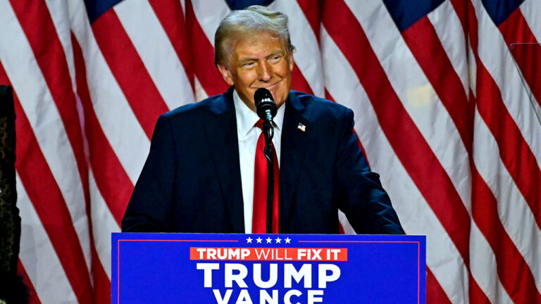 Donald Trump makes a triumphant comeback to the White House - Albspirit